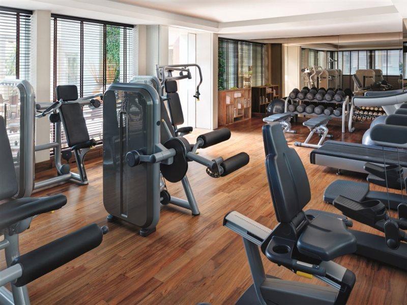 Oasia Resort Sentosa By Far East Hospitality Singapore Exteriör bild The gym at the Mandarin Oriental, Munich