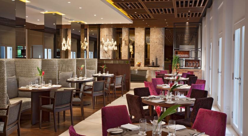 Oasia Resort Sentosa By Far East Hospitality Singapore Exteriör bild The restaurant