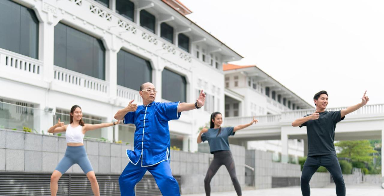 Oasia Resort Sentosa By Far East Hospitality Singapore Exteriör bild Tai Chi Chuan